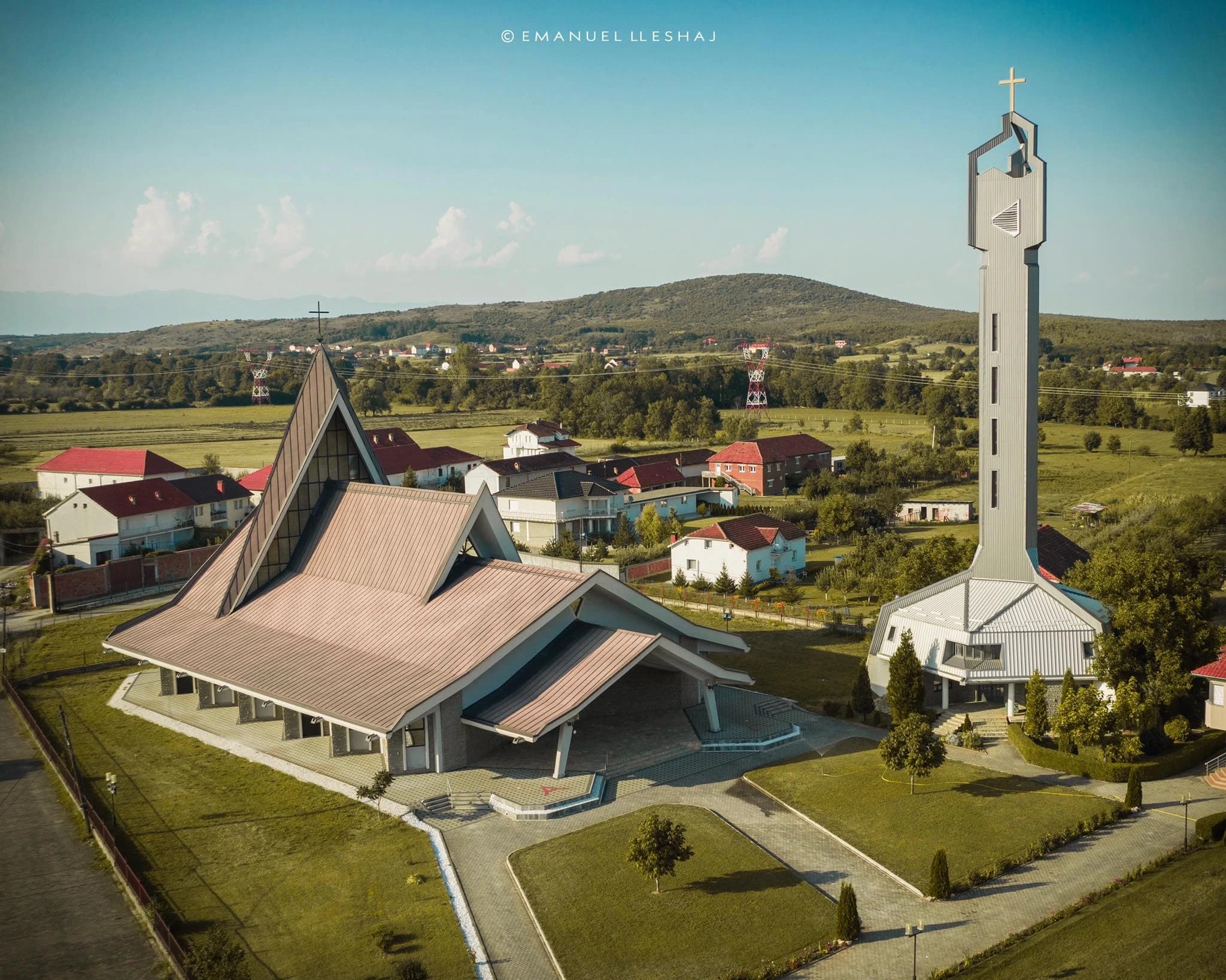 471164634_122125498976568564_1376143625608278434_n (1).webp